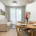 Ksiecia Witolda 60 Stylowy W Klimatycznym Budynku By Renters Appartamento
