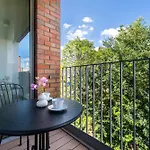 Ksiecia Witolda 60 Stylowy W Klimatycznym Budynku By Renters *