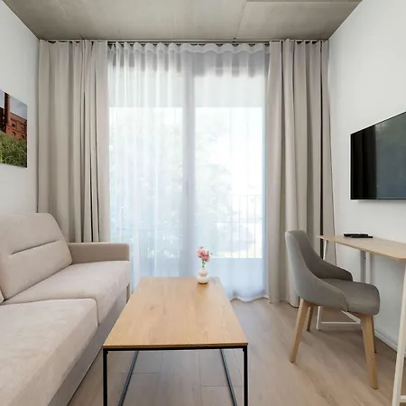 Apartamento Ksiecia Witolda 60 Stylowy W Klimatycznym Budynku By Renters Wrocław