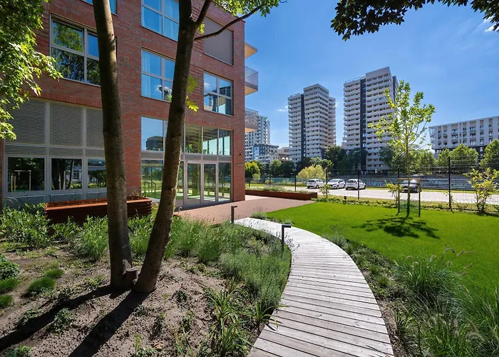 Ksiecia Witolda 60 Stylowy W Klimatycznym Budynku By Renters *